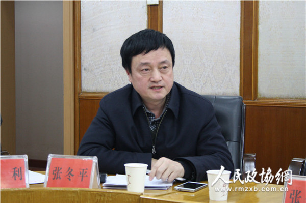 河南省政協(xié)常委、民建河南省委副主委、鄭州市委主委張冬平_副本