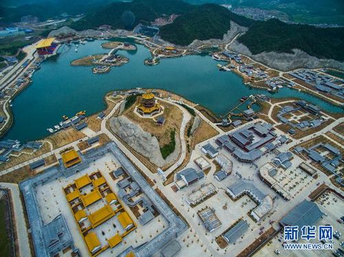 空中俯瞰圓明新園的“福?！保?月5日攝）。新華社記者徐昱攝
