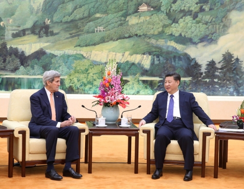 習(xí)近平會(huì)見(jiàn)美國(guó)國(guó)務(wù)卿克里