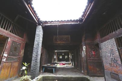 胡崇紳捐出的老宅，有700平方米，價值百萬元以上。