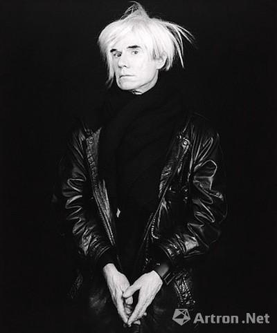 Robert Mapplethorpe 《Andy Warhol 》(1987)，2006年拍得64.32萬美元。