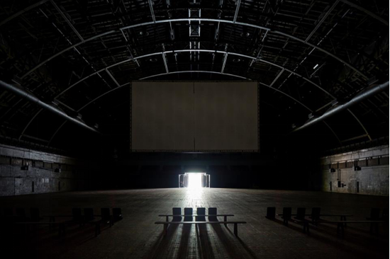 Martin Creed‘s summer installation THE BACK DOOR at Park Avenue Armory， June 9 - August 7， 2016。 （Photo： James Ewing）