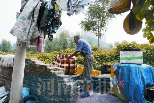年過六旬老漢離家流浪 只因不讓女兒女婿鬧別扭
