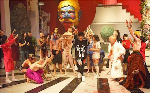 2016年6月8日，長征空間陳天灼個展“自在天”開幕現(xiàn)場表演