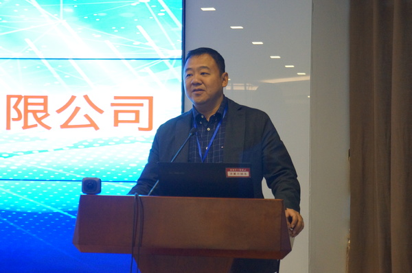 精英邀請賽主辦方領(lǐng)導(dǎo)、廈門市美亞柏科信息股份有限公司董事長滕達(dá)講話。（記者 照寧攝）4