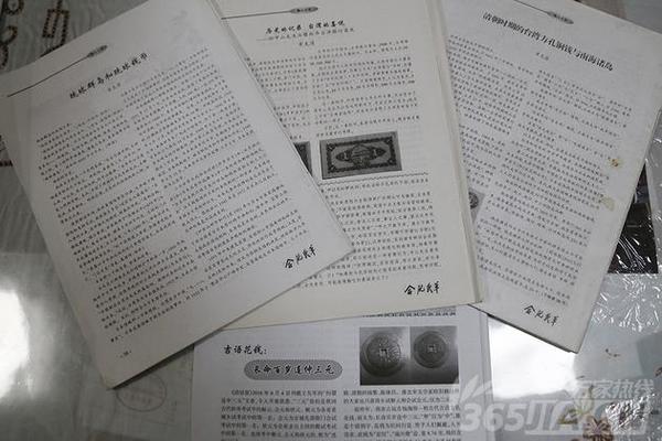 長達(dá)30多年的錢幣收藏生涯里，章克清老人學(xué)到許多關(guān)于錢幣的知識，并在雜志上發(fā)表了十余篇關(guān)于古錢幣的文章。