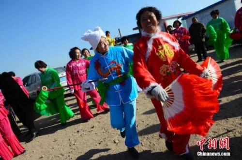 資料圖：居民文化娛樂活動越來越多。<a target='_blank' href='http://www.chinanews.com/'>中新社</a>記者 劉文華 攝