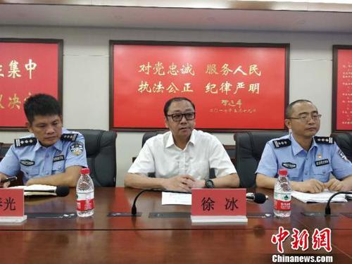 游客三亞沙灘燒烤被滋擾警方：依法從嚴處理