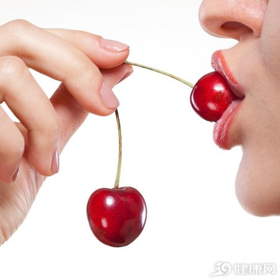 櫻桃被稱為“端陽(yáng)珍果”它有哪些好處？