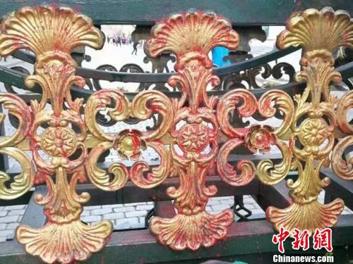 被破壞的裝飾物?！㈠a菊 攝