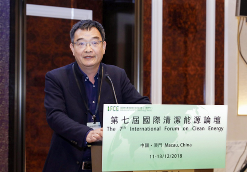浙江省能源集團(tuán)有限公司王惠挺在中國東盟+清潔能源合作圓桌會上表示，氫能在電網(wǎng)儲能當(dāng)中的作用，跟目前傳統(tǒng)的電化學(xué)儲能相比，氫能的突出優(yōu)點(diǎn)是它儲存的容量大。