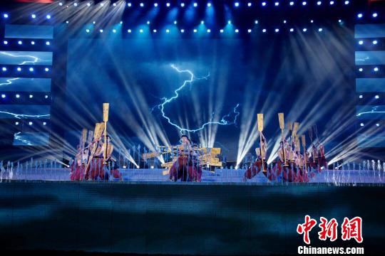 圖為“2019昆明鄭和文化旅游節(jié)”開幕式?！≠R凱 攝