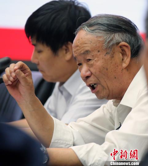 徐萬邦先生出席活動并致辭?！∪魏Ｏ?攝