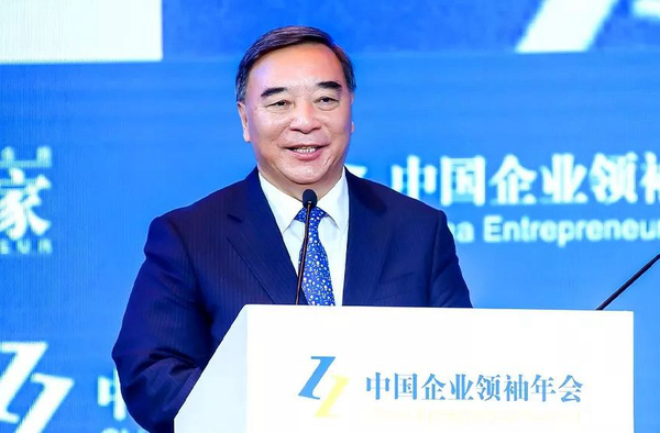 圖為宋志平發(fā)表演講。圖片來源：微信公眾號(hào)“中國企業(yè)家雜志”
