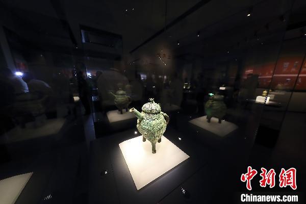 山西青銅博物館文物?！?jiān)?攝
