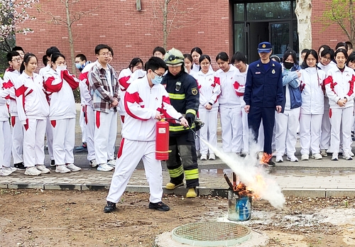 推薦“賈寧攝”《防火之際在于春 消防常識(shí)(4293974)-20240410081818