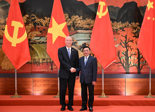 蔡奇同越共中央政治局委員、中央書記處常務(wù)(7009666)-20250415064115