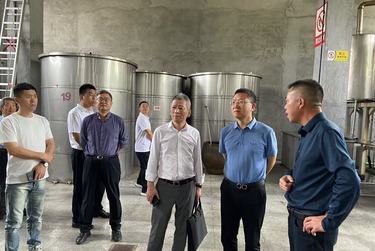 溫州市政協(xié)組織開(kāi)展溫州歷史經(jīng)典酒產(chǎn)業(yè)發(fā)展調(diào)研
