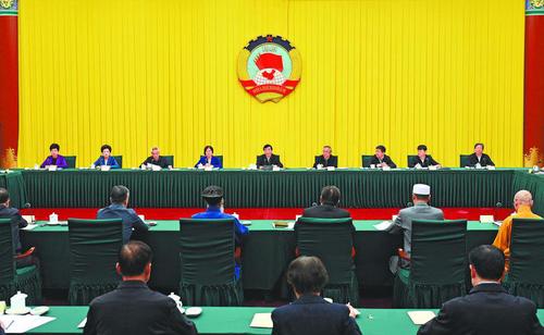 全國(guó)政協(xié)召開(kāi)雙周協(xié)商座談會(huì) 圍繞提升宗教事務(wù)治理法治化水平協(xié)商議政 王滬寧主持